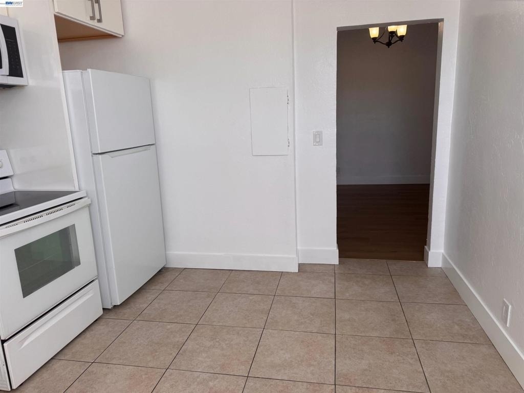 2025 East 20th St - Photo 4