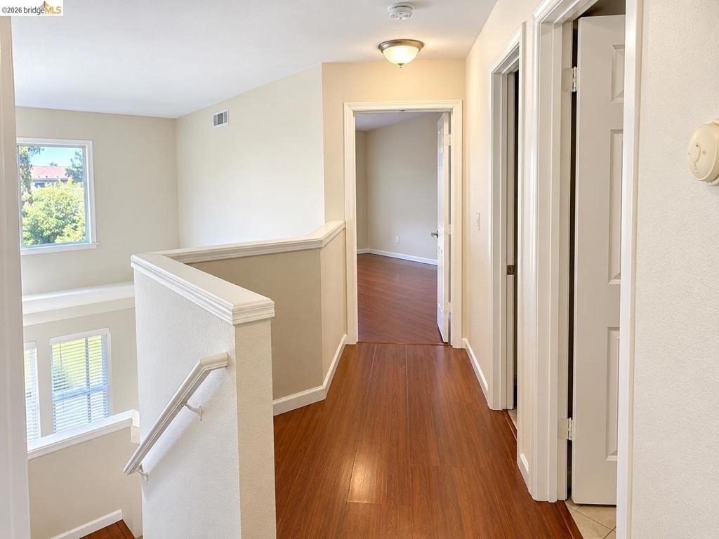 517 Eaker Way - Photo 6