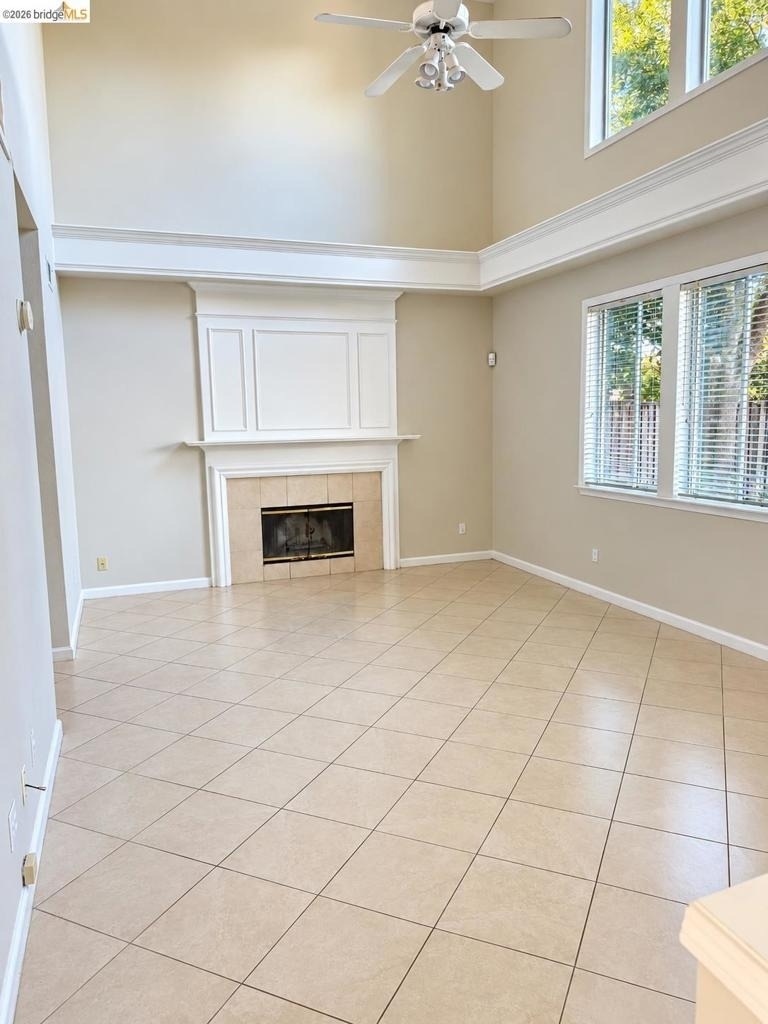 517 Eaker Way - Photo 1