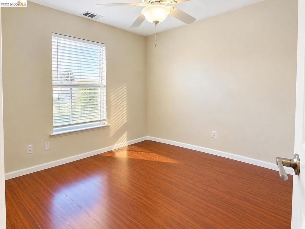 517 Eaker Way - Photo 10