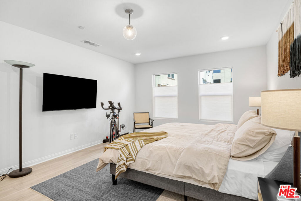 768 Daniel Freeman Circle - Photo 29
