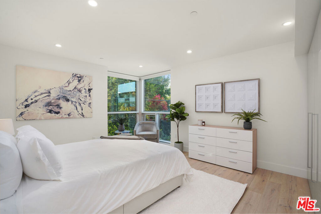 8210 Fountain Avenue - Photo 43
