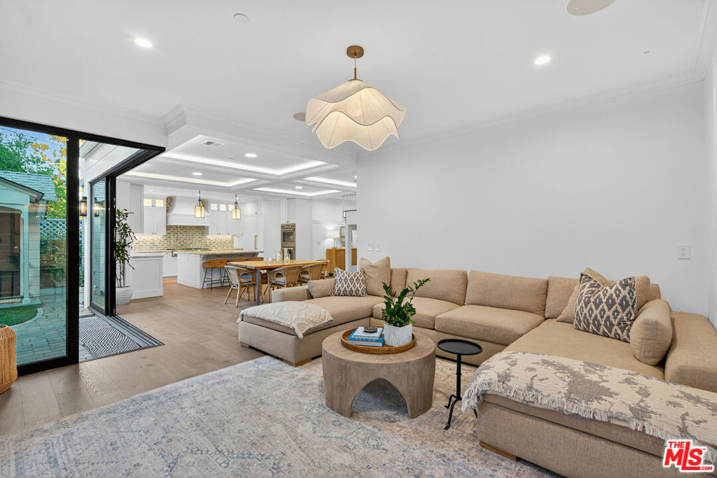 1733 Robson Avenue - Photo 10