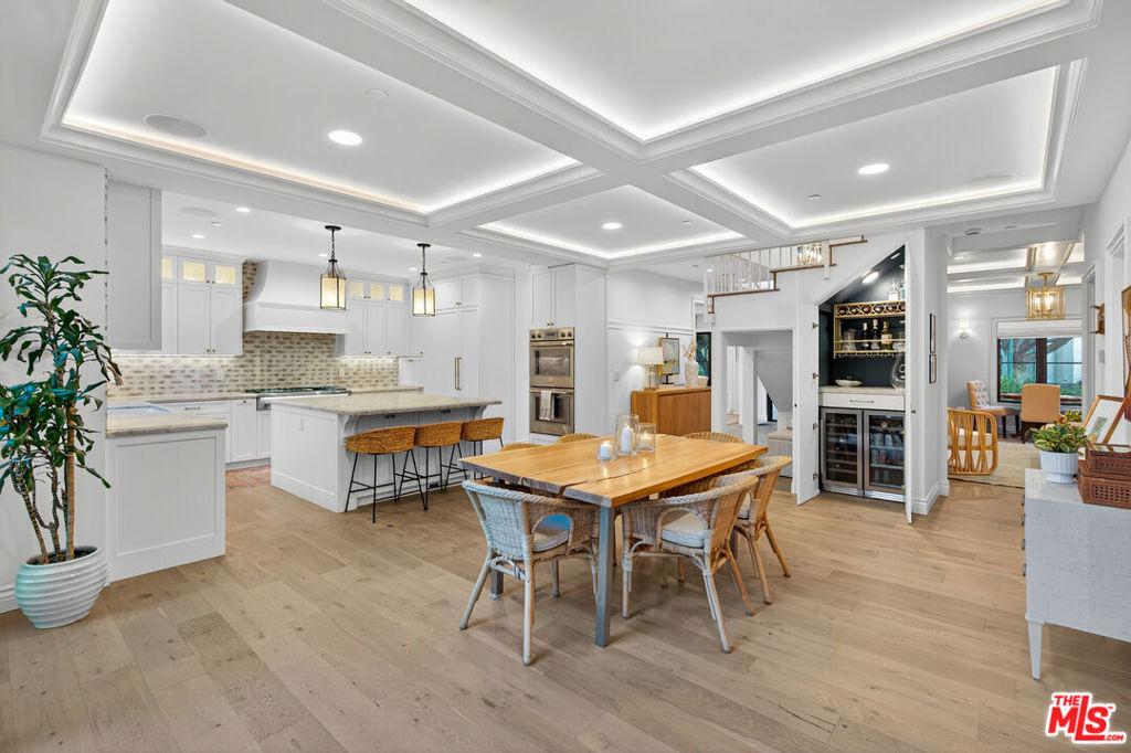 1733 Robson Avenue - Photo 4