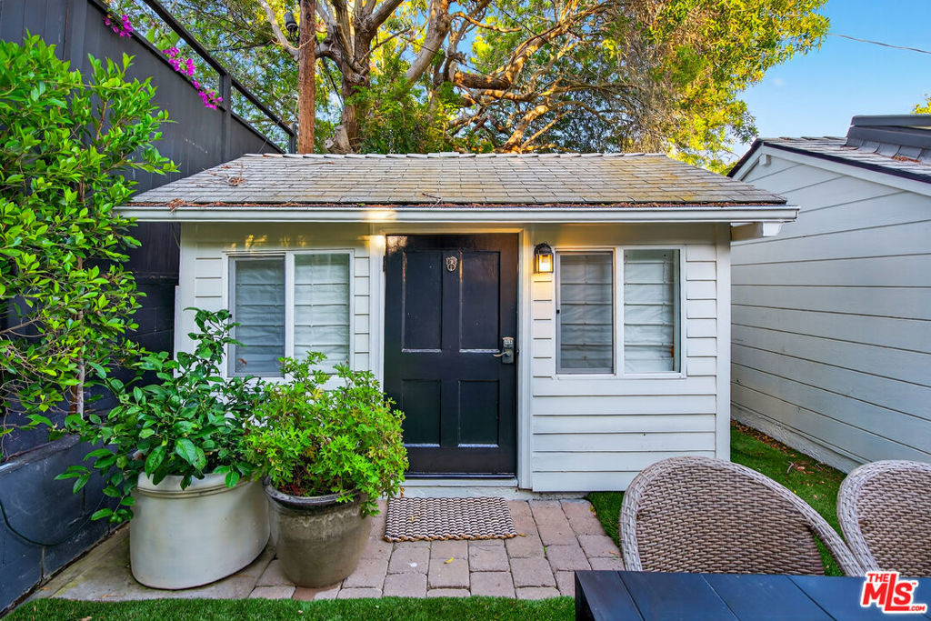 1733 Robson Avenue - Photo 56