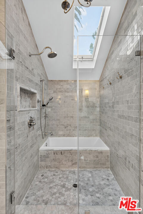 1733 Robson Avenue - Photo 52