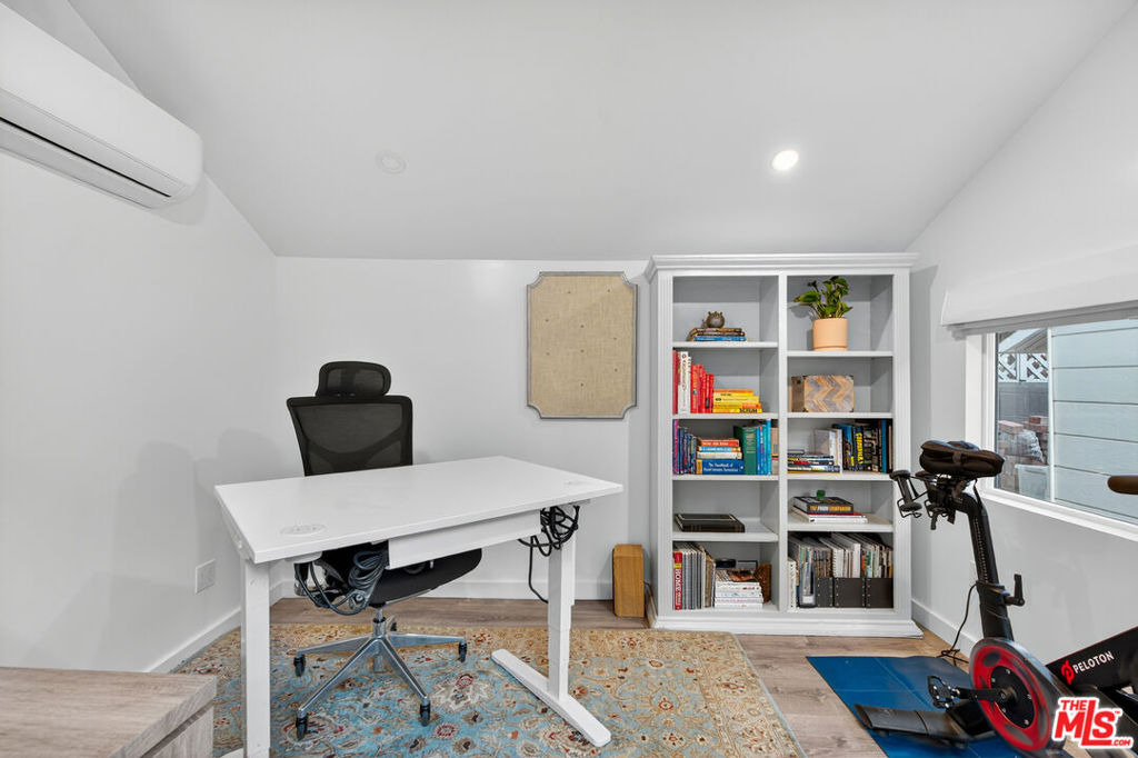 1733 Robson Avenue - Photo 58
