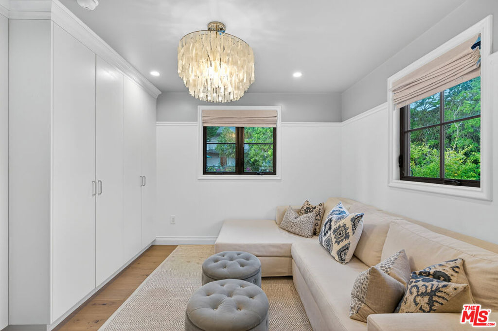 1733 Robson Avenue - Photo 36