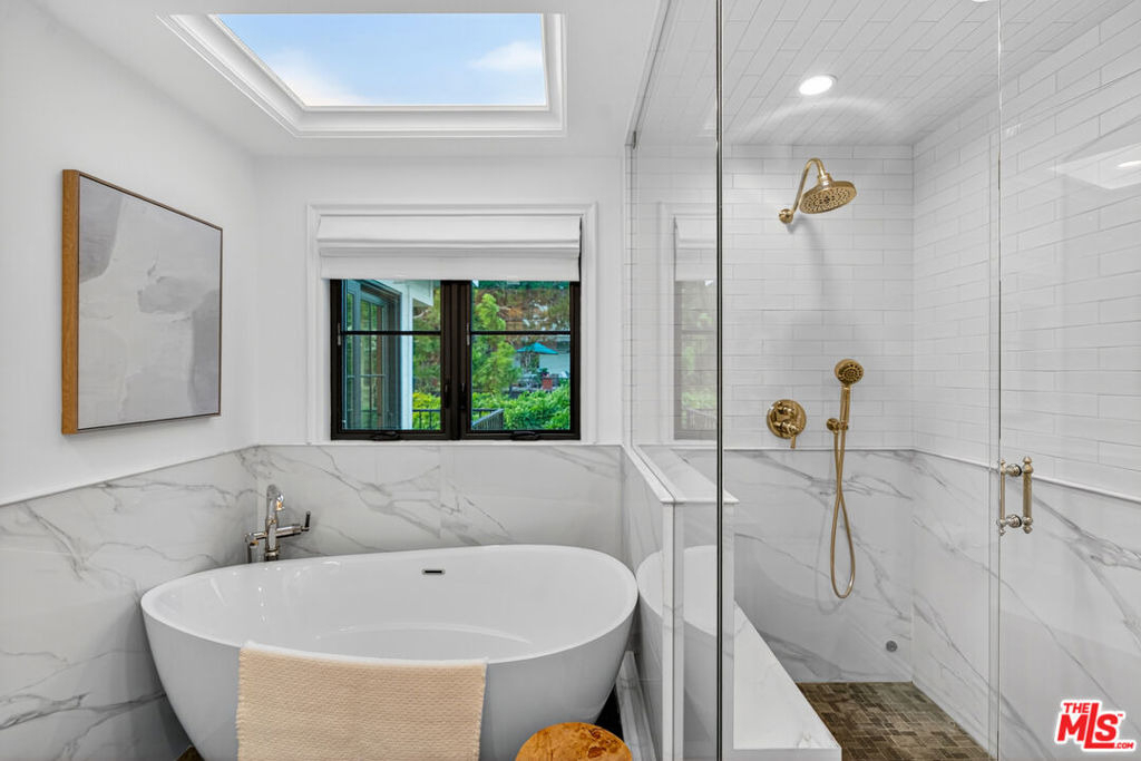 1733 Robson Avenue - Photo 28