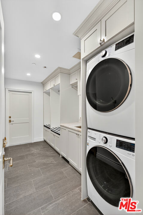 1733 Robson Avenue - Photo 22