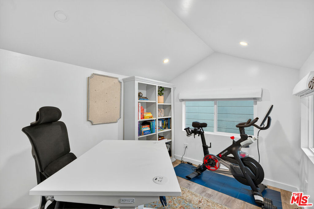 1733 Robson Avenue - Photo 60