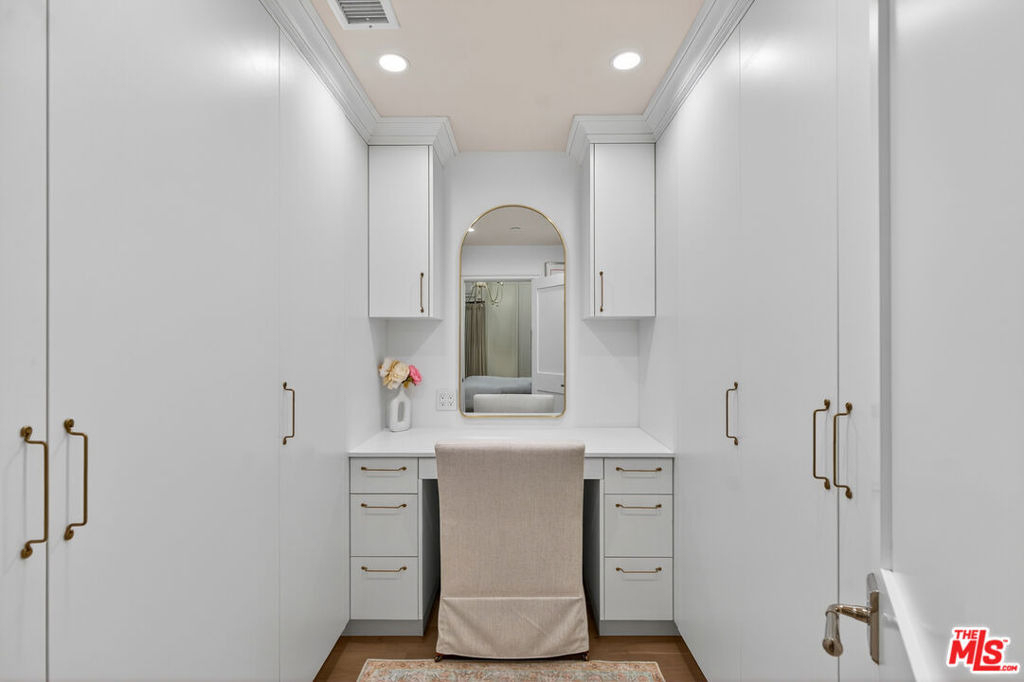 1733 Robson Avenue - Photo 30