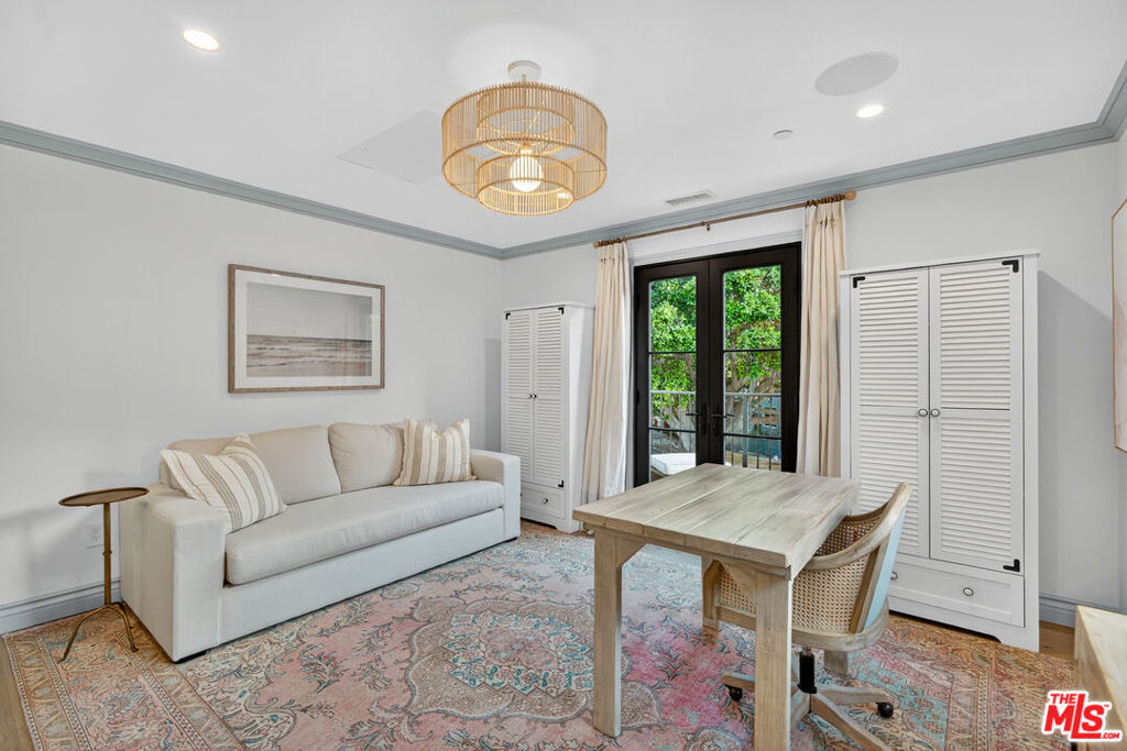1733 Robson Avenue - Photo 33