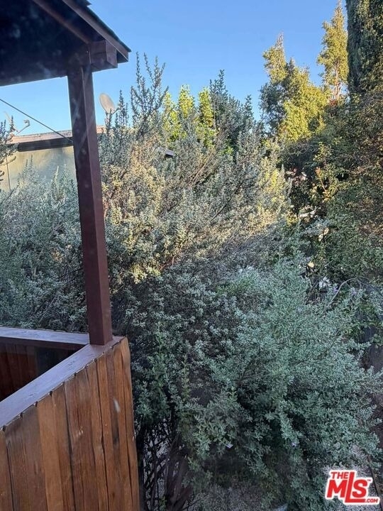 1961 Echo Park Avenue - Photo 3