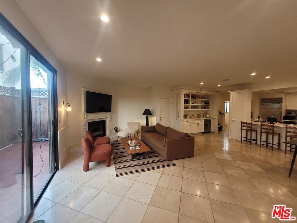 818 14th Street - Photo 11