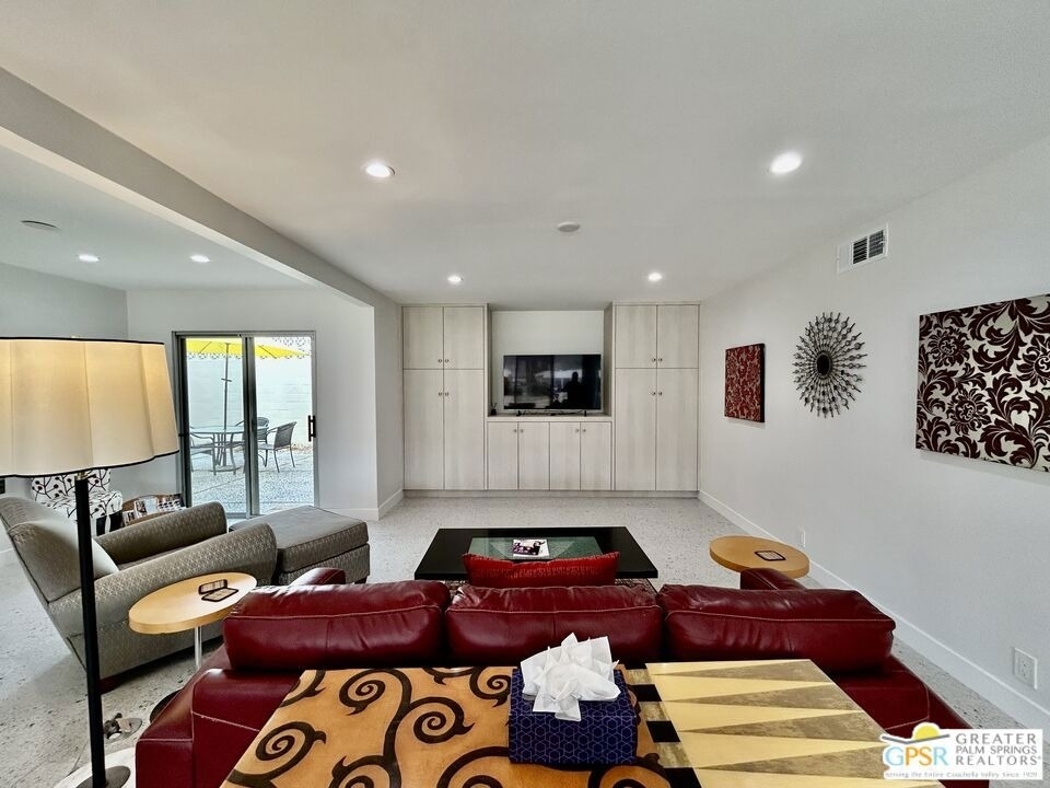 334 Desert Lakes Drive - Photo 10