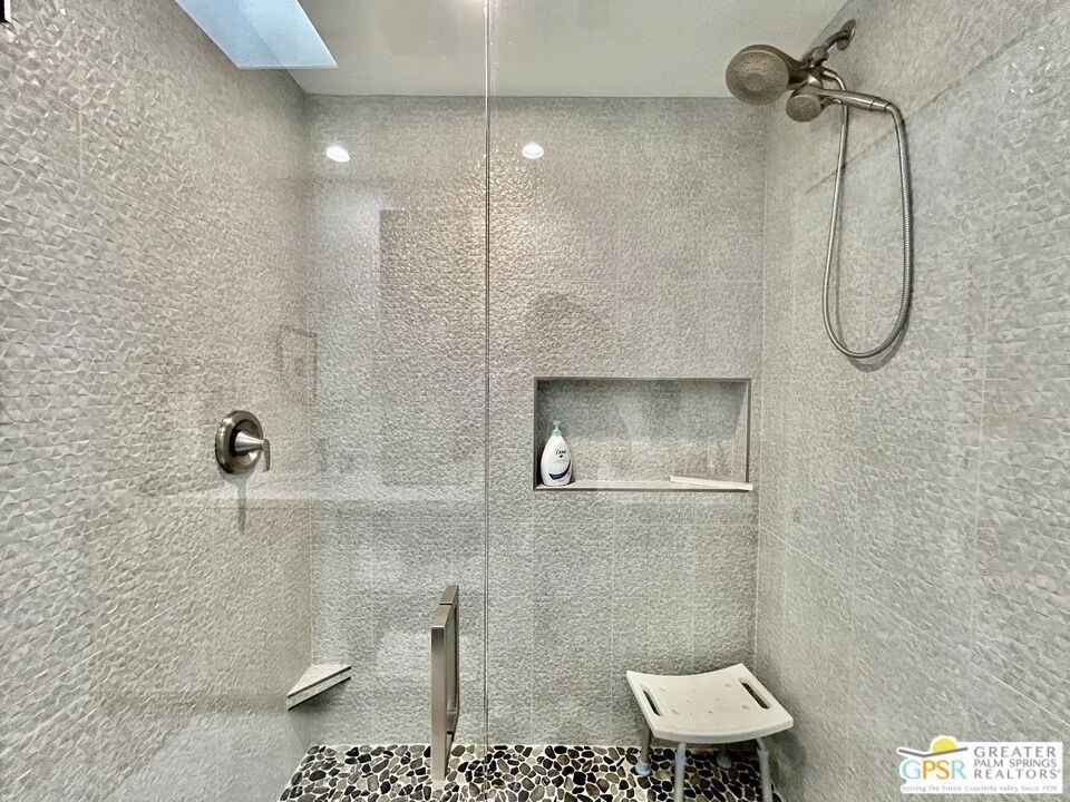 334 Desert Lakes Drive - Photo 17