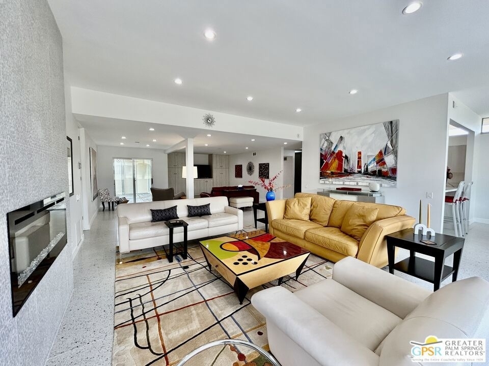 334 Desert Lakes Drive - Photo 8