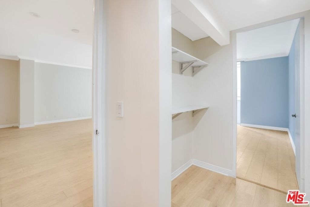 10433 Wilshire Boulevard - Photo 23