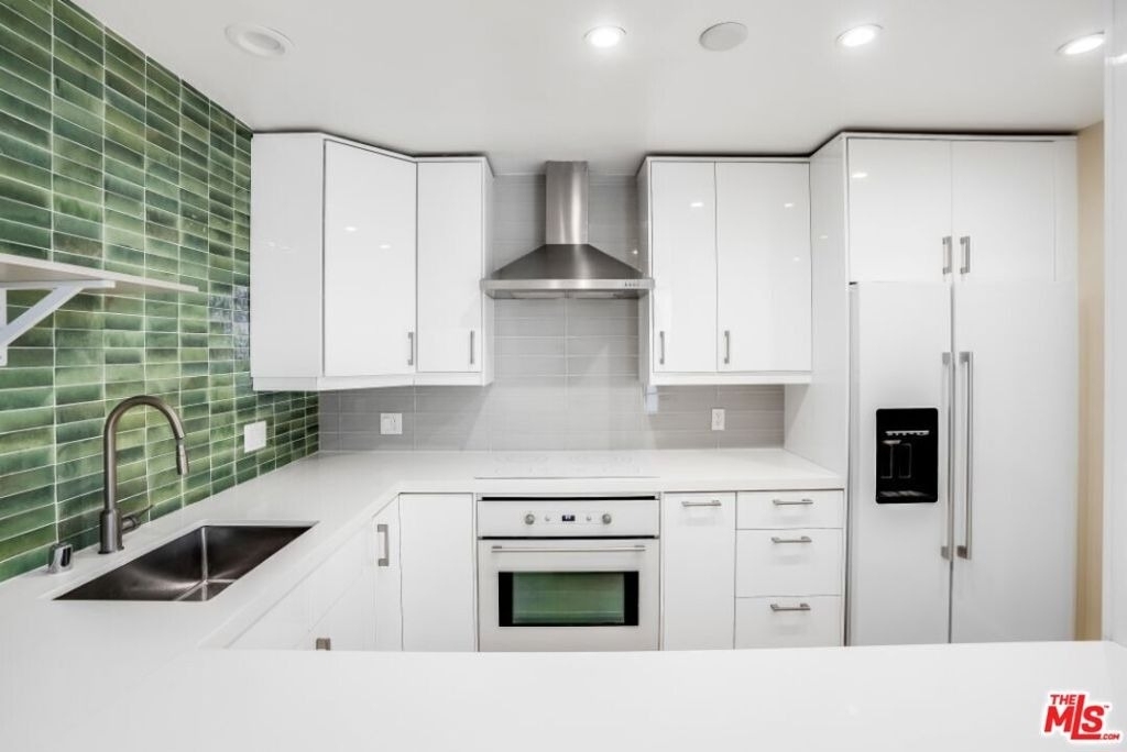 10433 Wilshire Boulevard - Photo 0