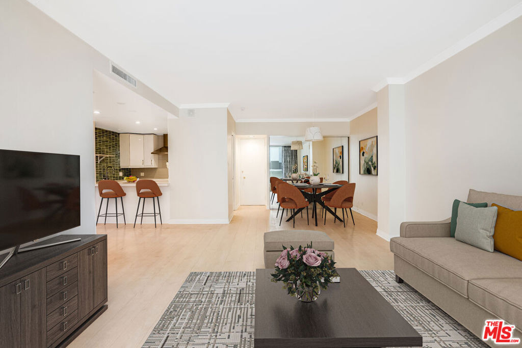 10433 Wilshire Boulevard - Photo 11
