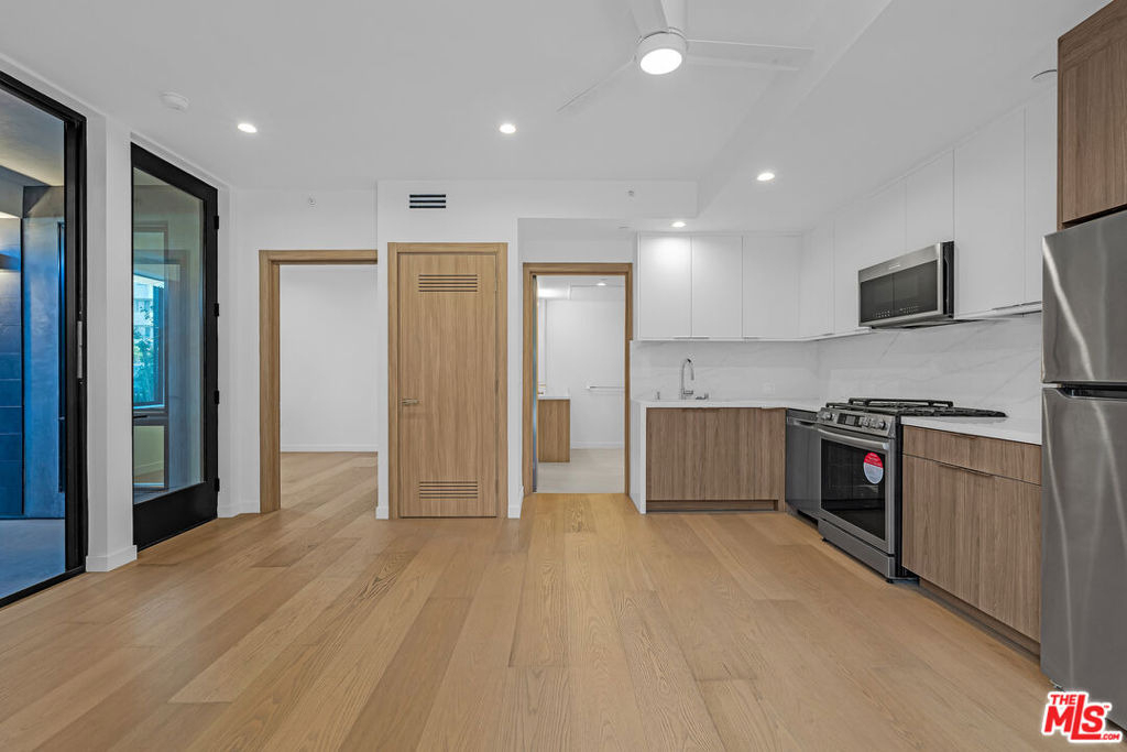 1257 N Detroit Street - Photo 5
