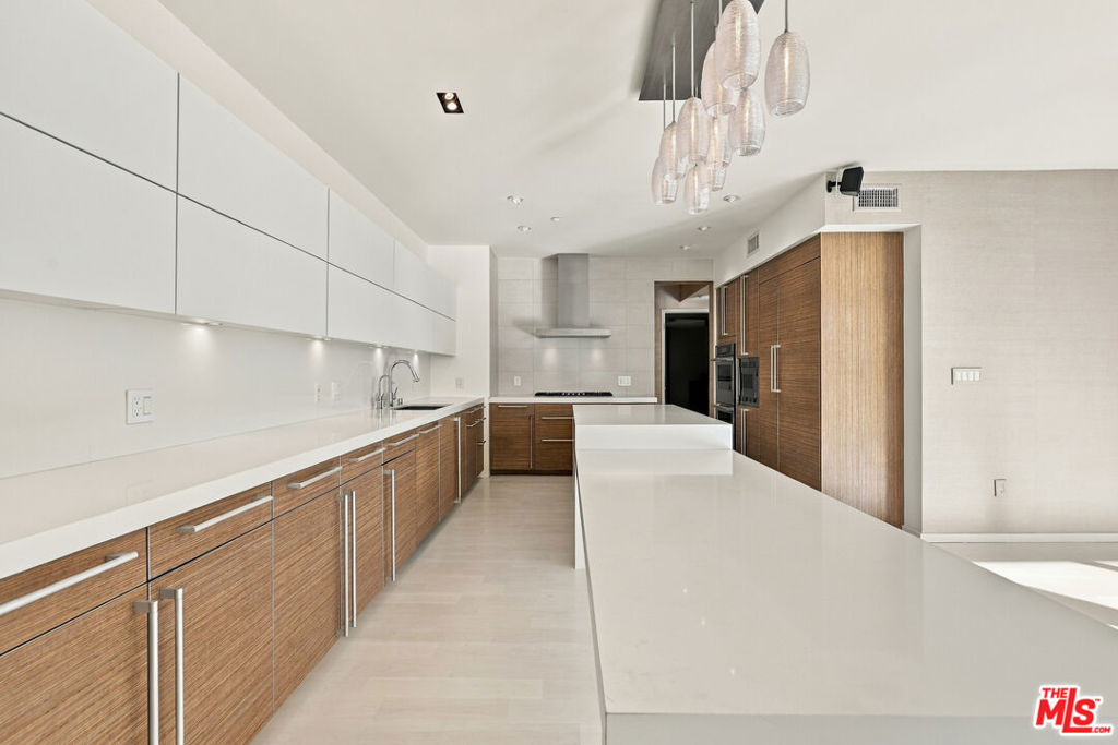 870 Haverford Avenue - Photo 13