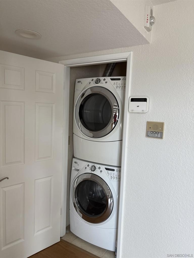 374 Orange Ave - Photo 13