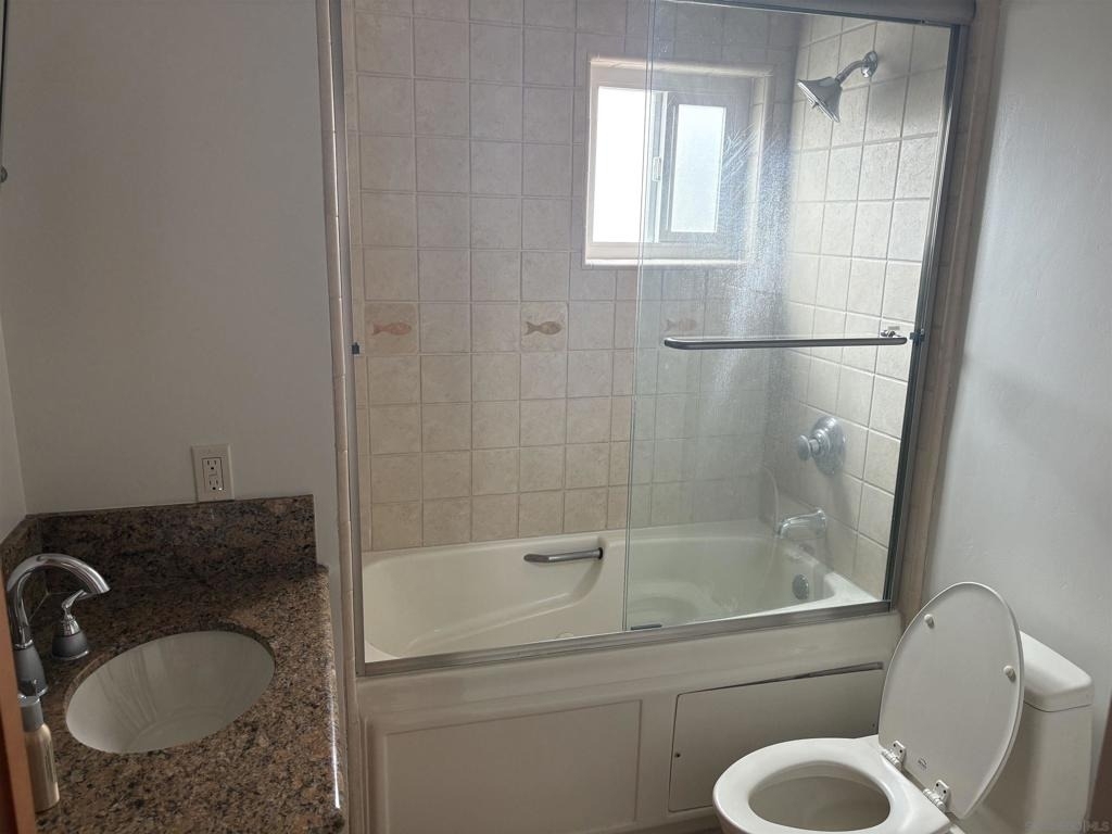 374 Orange Ave - Photo 11