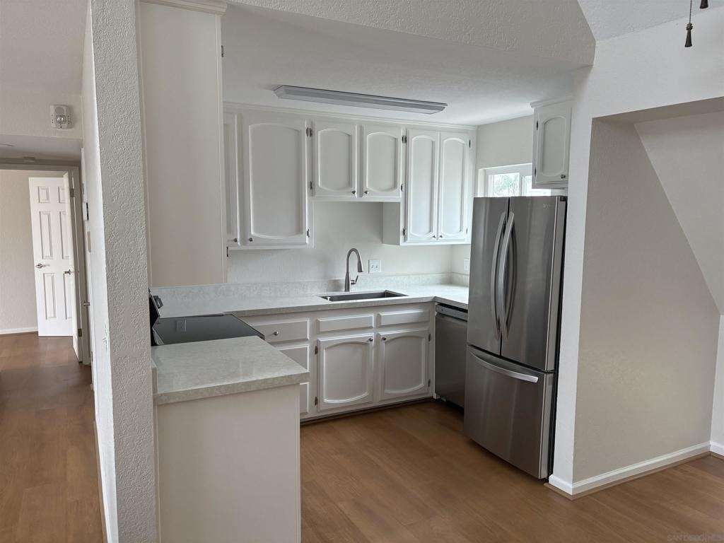 374 Orange Ave - Photo 2