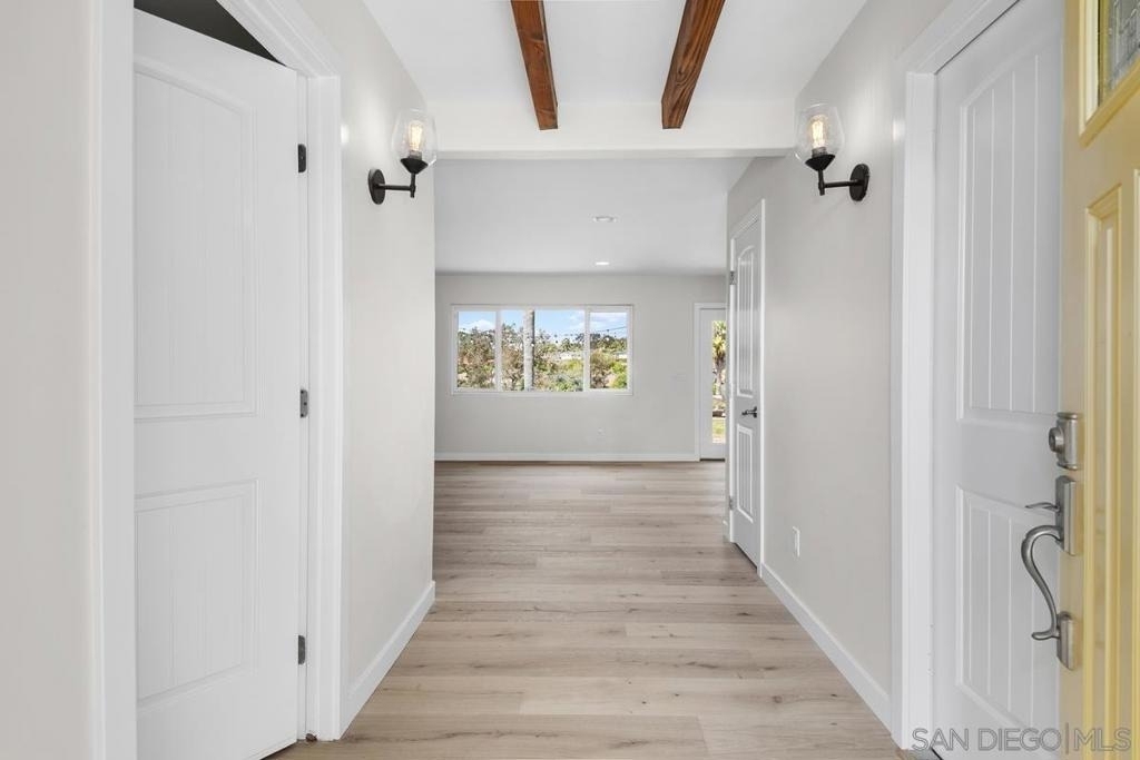 1020 Nolbey St - Photo 3