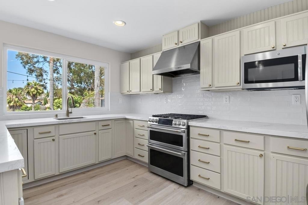 1020 Nolbey St - Photo 11