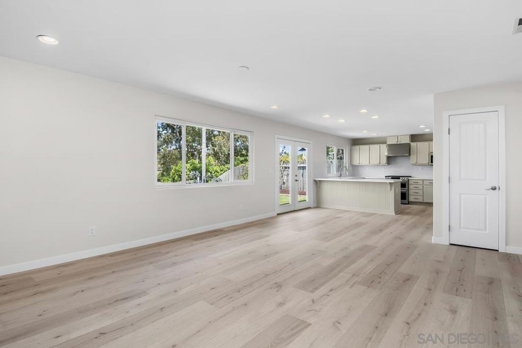 1020 Nolbey St - Photo 4