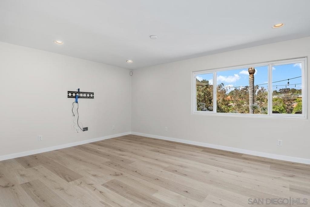 1020 Nolbey St - Photo 6