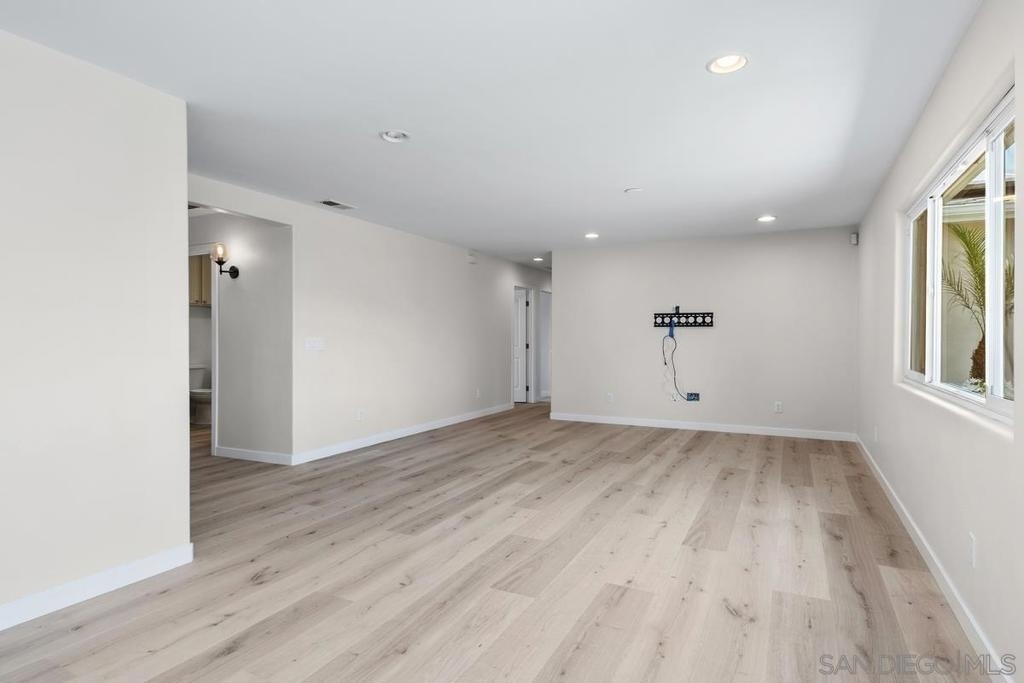 1020 Nolbey St - Photo 8