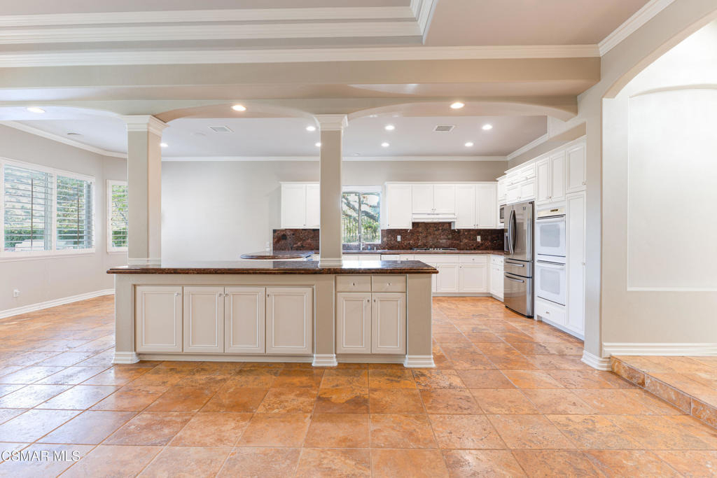 750 Huntsdale Court - Photo 14