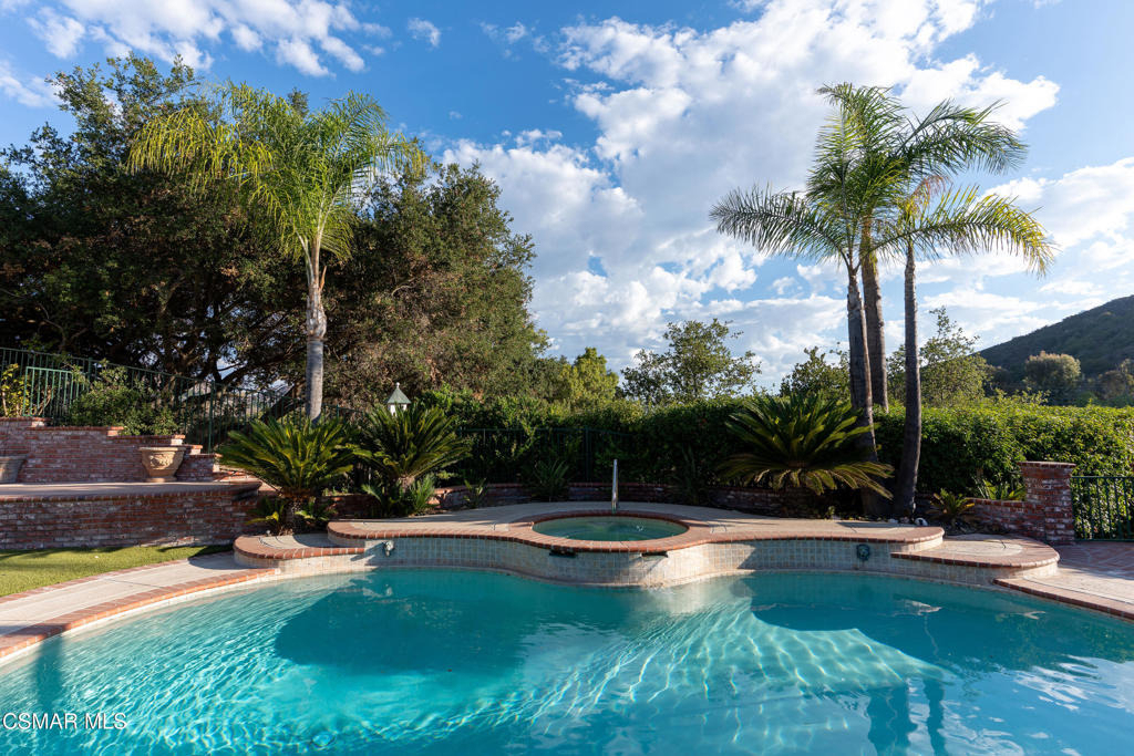 750 Huntsdale Court - Photo 1
