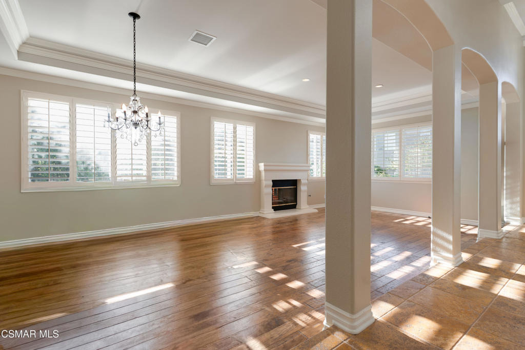 750 Huntsdale Court - Photo 8