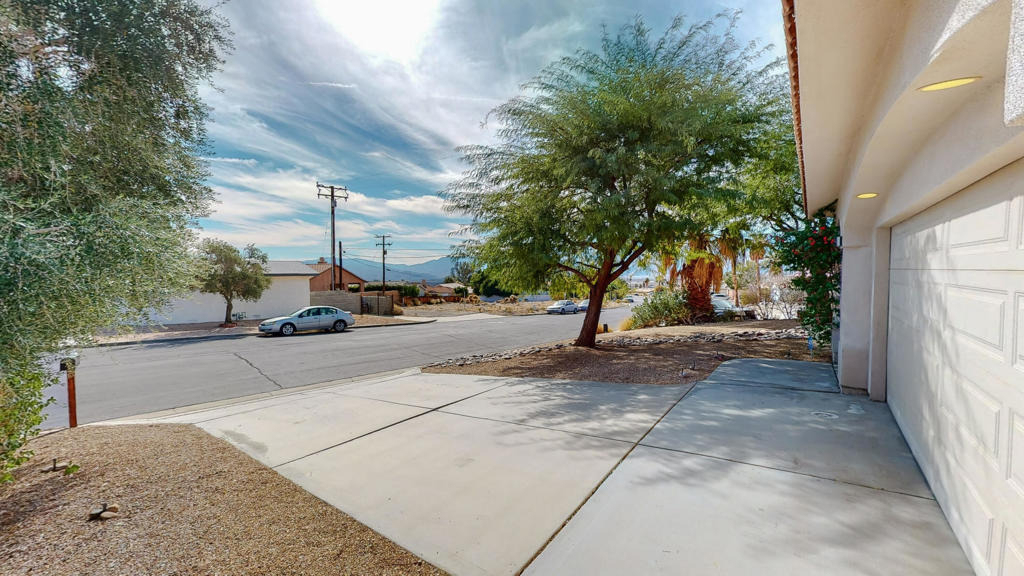9319 Vista Del Valle - Photo 4