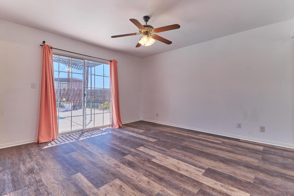 9464 Valencia Drive - Photo 18