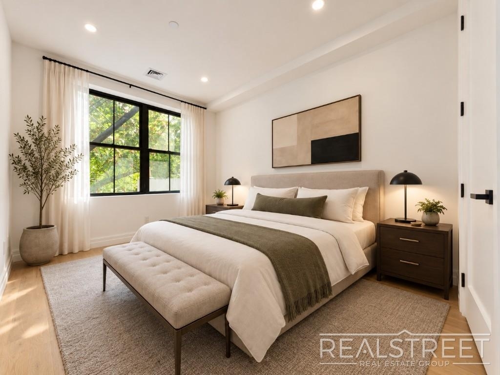 95 Ralph Avenue - Photo 7