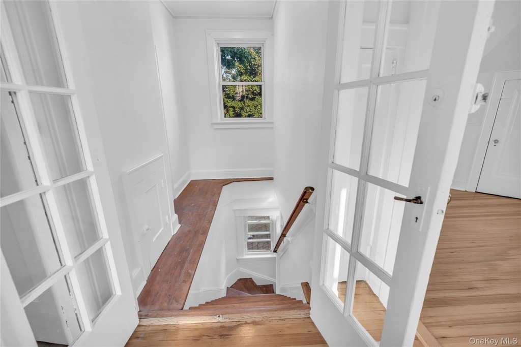127 Maple Avenue - Photo 13