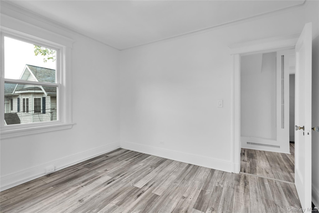 127 Maple Avenue - Photo 9
