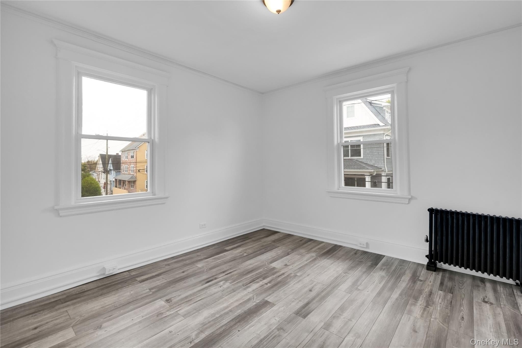 127 Maple Avenue - Photo 6