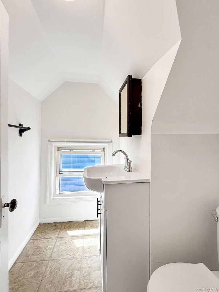 104 Waring Place - Photo 13