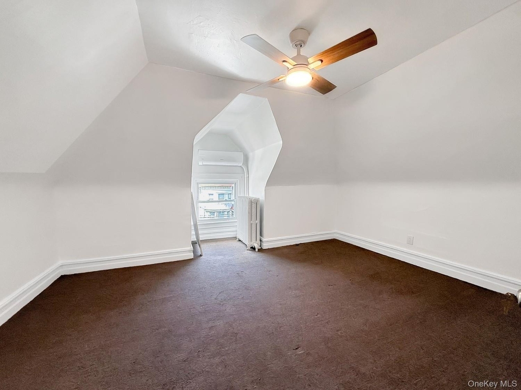 104 Waring Place - Photo 15