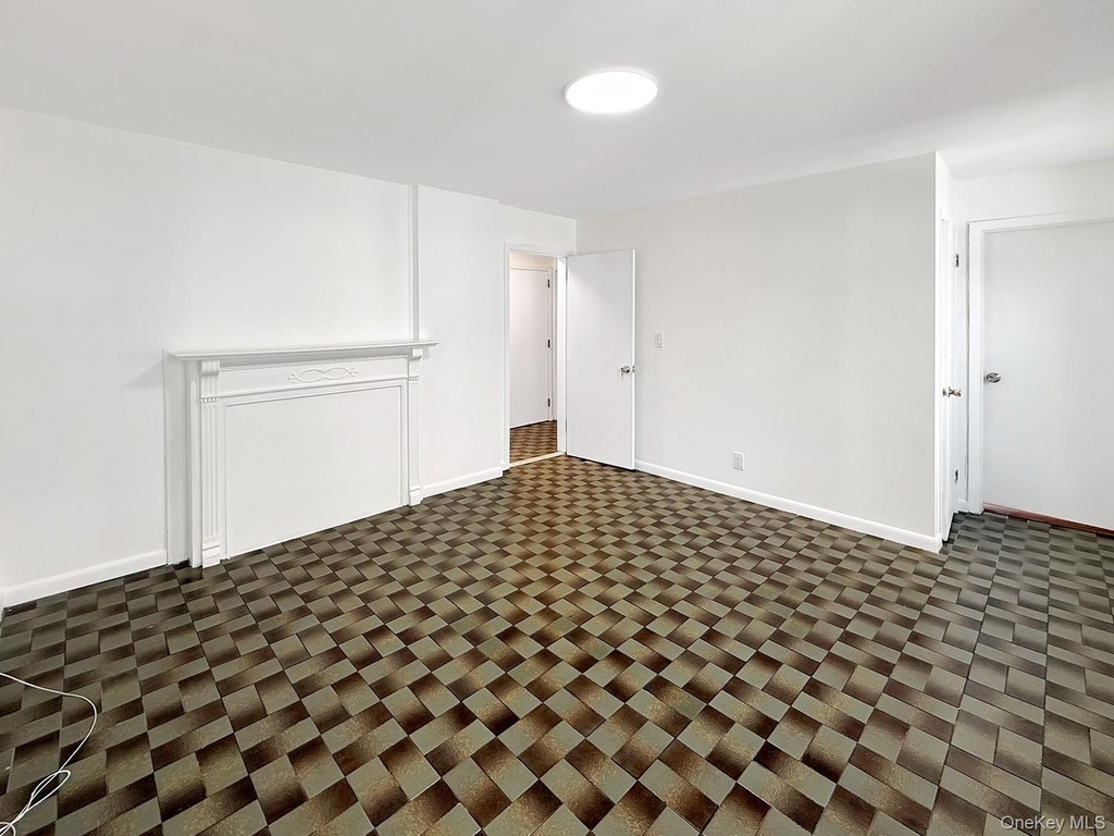 104 Waring Place - Photo 8