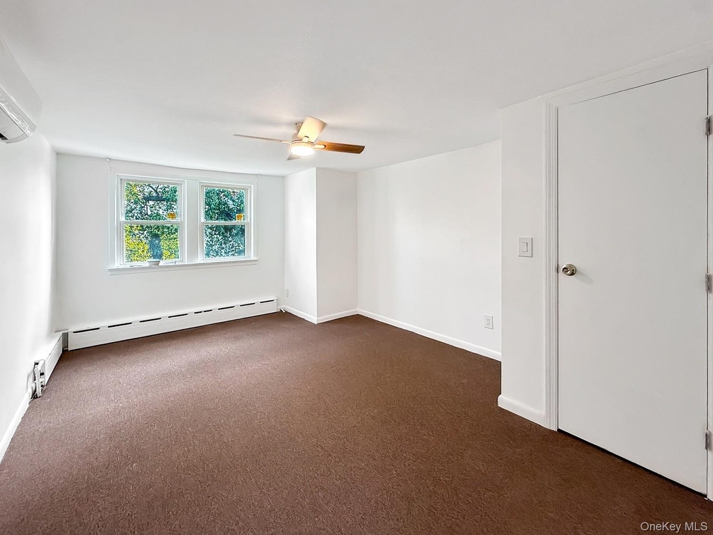 104 Waring Place - Photo 11