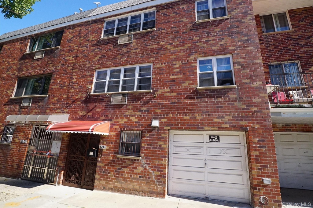 52-11 Seabury Street - Photo 0