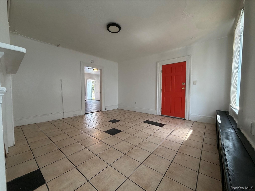 1036 Howard Street - Photo 4